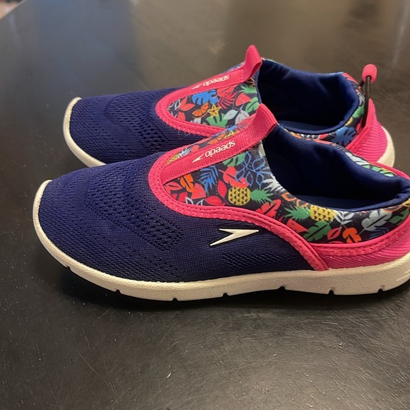 Speedo - Picture 2 of 4